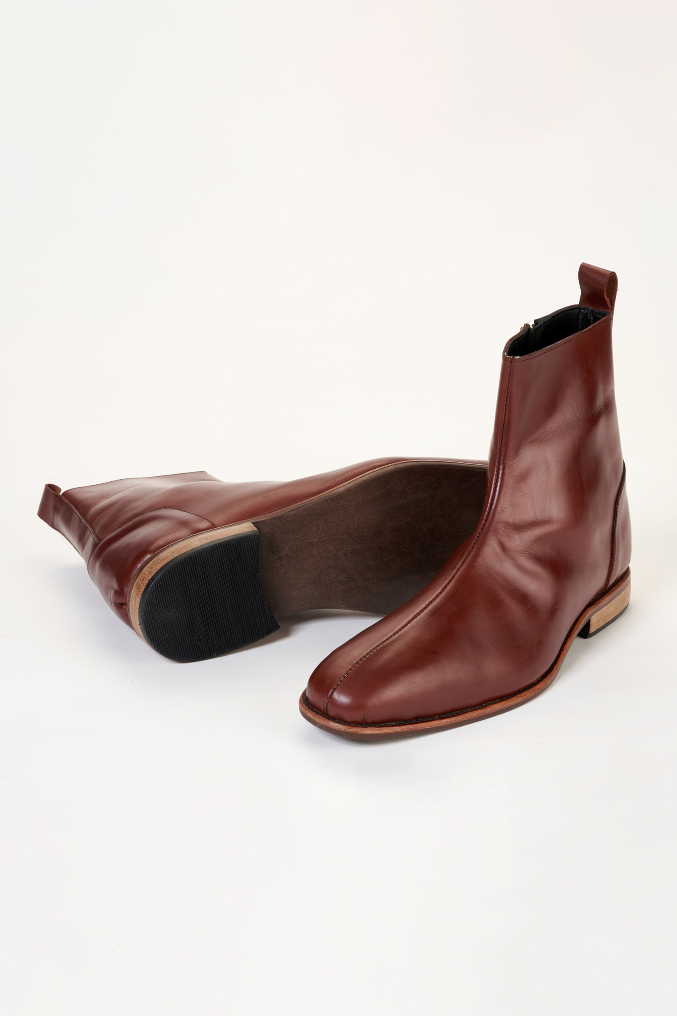 Ajadi Boots in Brown Leather with Side Zipper and Brown Leather Soles