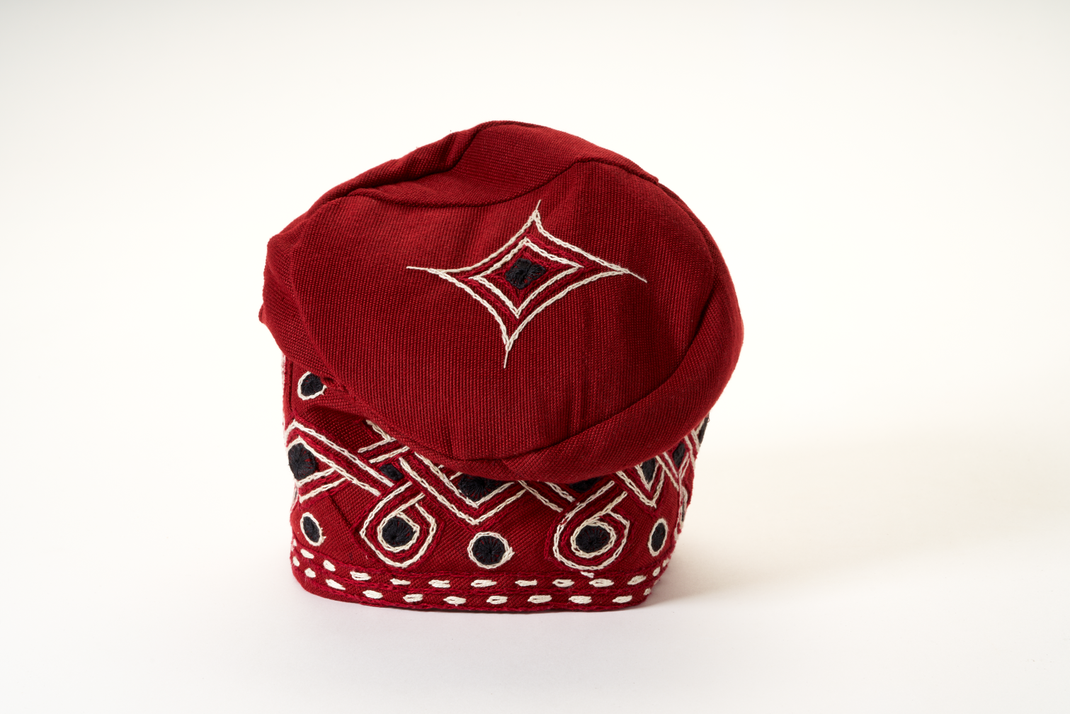 Traditional Hand Woven Cotton Gobi Fila Hat in Red with Intricate Embroidery