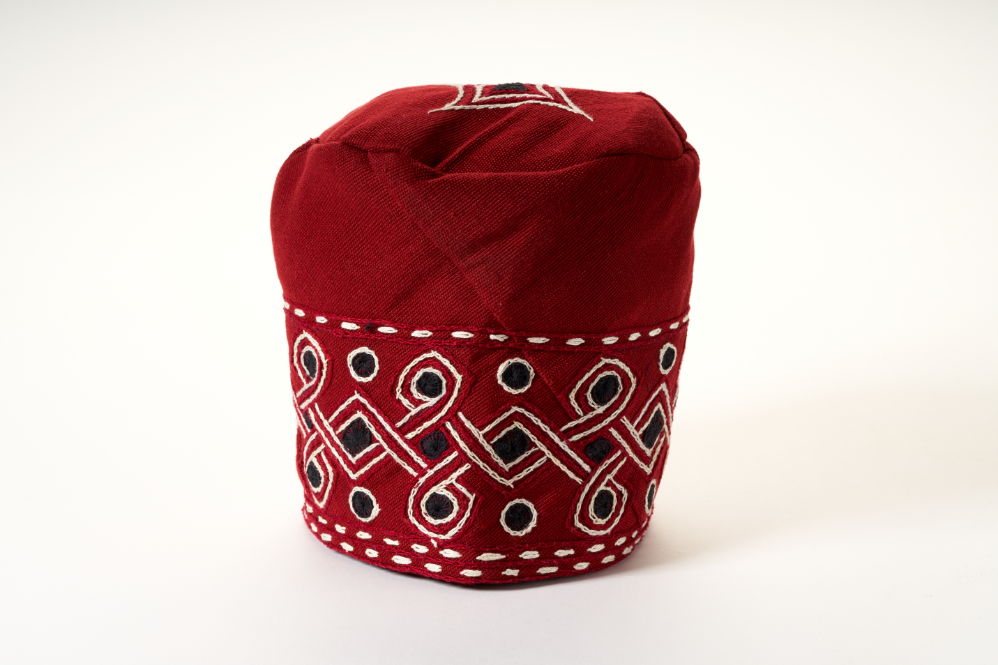 Traditional Hand Woven Cotton Gobi Fila Hat in Red with Intricate Embroidery